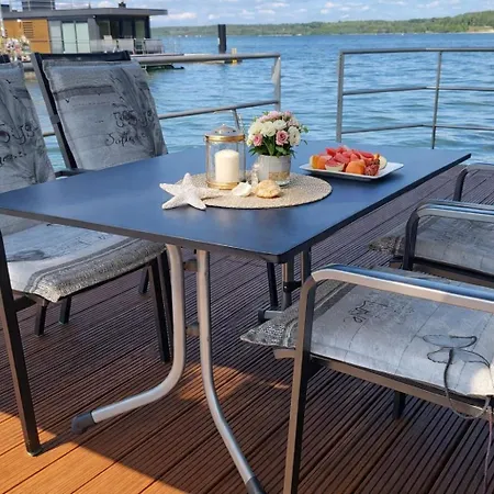 Floatinghouse Seestern Semesterbostad *
